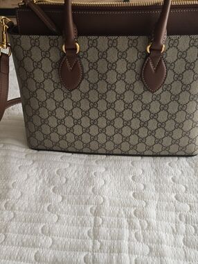 Gucci Beige GG Supreme Canvas Tote with Brown Leather Trim